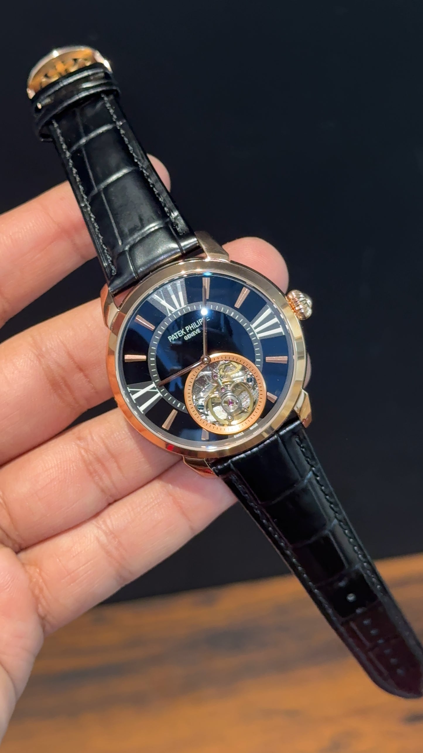 Pp Auto | Pendulum | Rose | Black Strap | Rose Black Dial