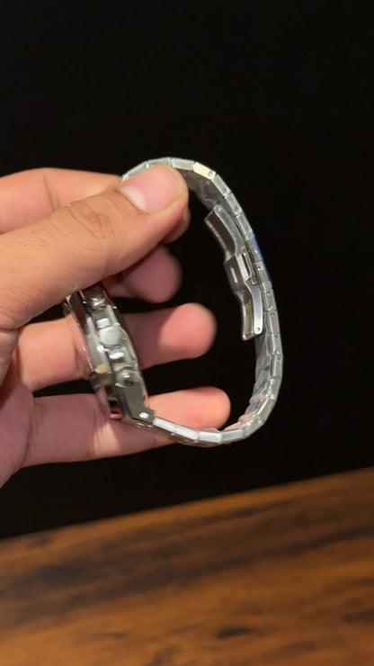 AP | Silver Chain | Black Chrono | White Dial