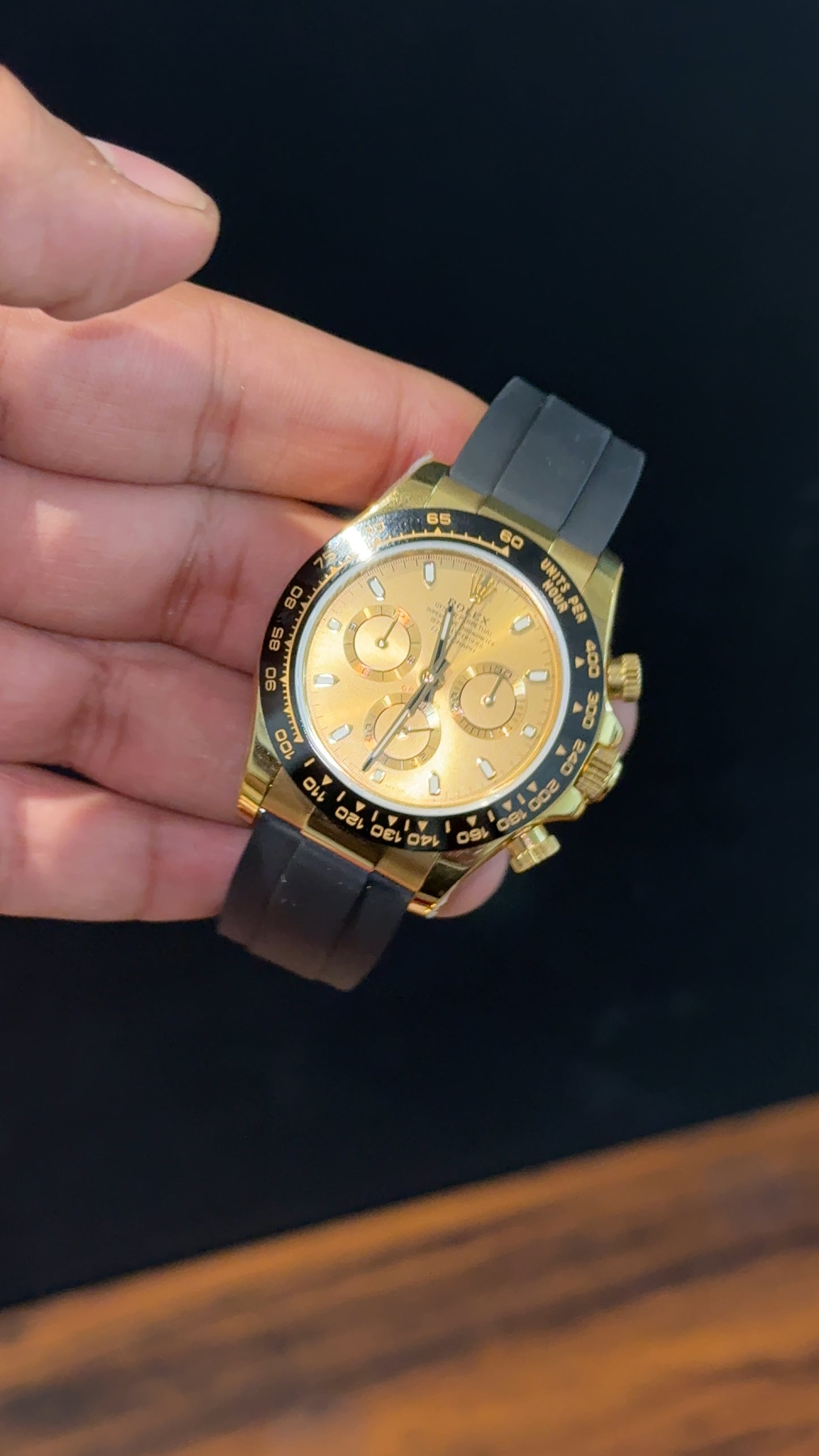 Executive Daytona | Gold | Black PVC Strap | Chrono | Gold Dial
