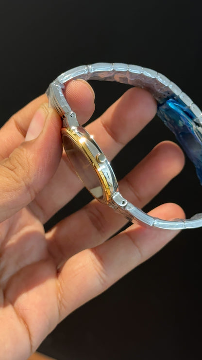 Movado | Woman | Gold Two Tone  | Diamond Bezep | Black Dial