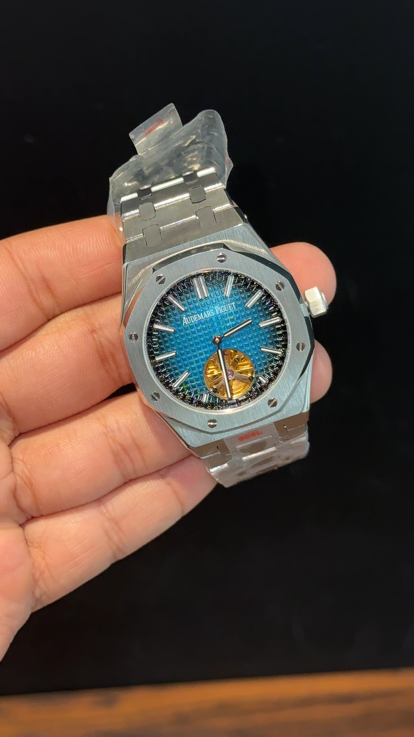 AP Auto | Silver Chain | Pendulum| Shaddy Blue Dial