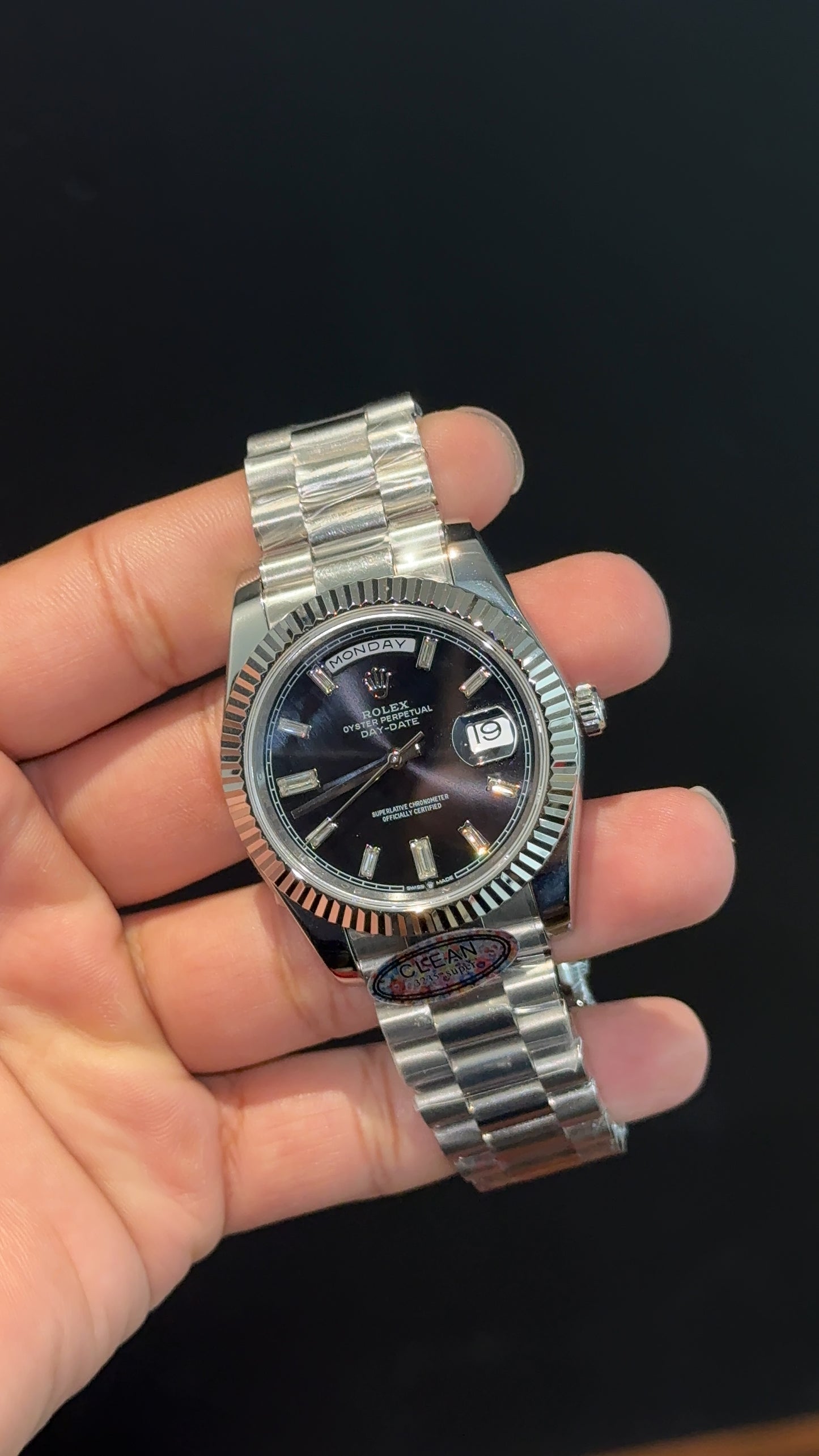 Premium DayDate | Silver Chain | Pearl Digits | Black Dial