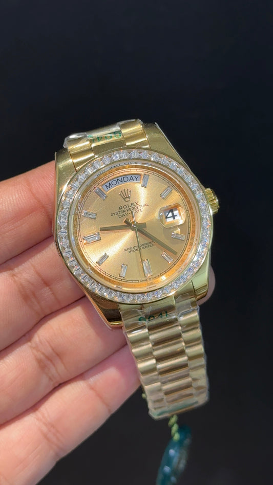 DayDate | Diamond Bezel | Gold Chain | Gold Pearl Dial