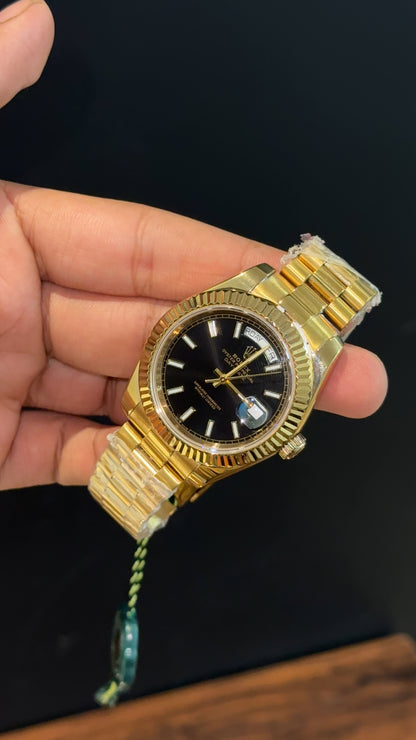 DayDate | Gold Chain |Pearl Digit | Black Dial
