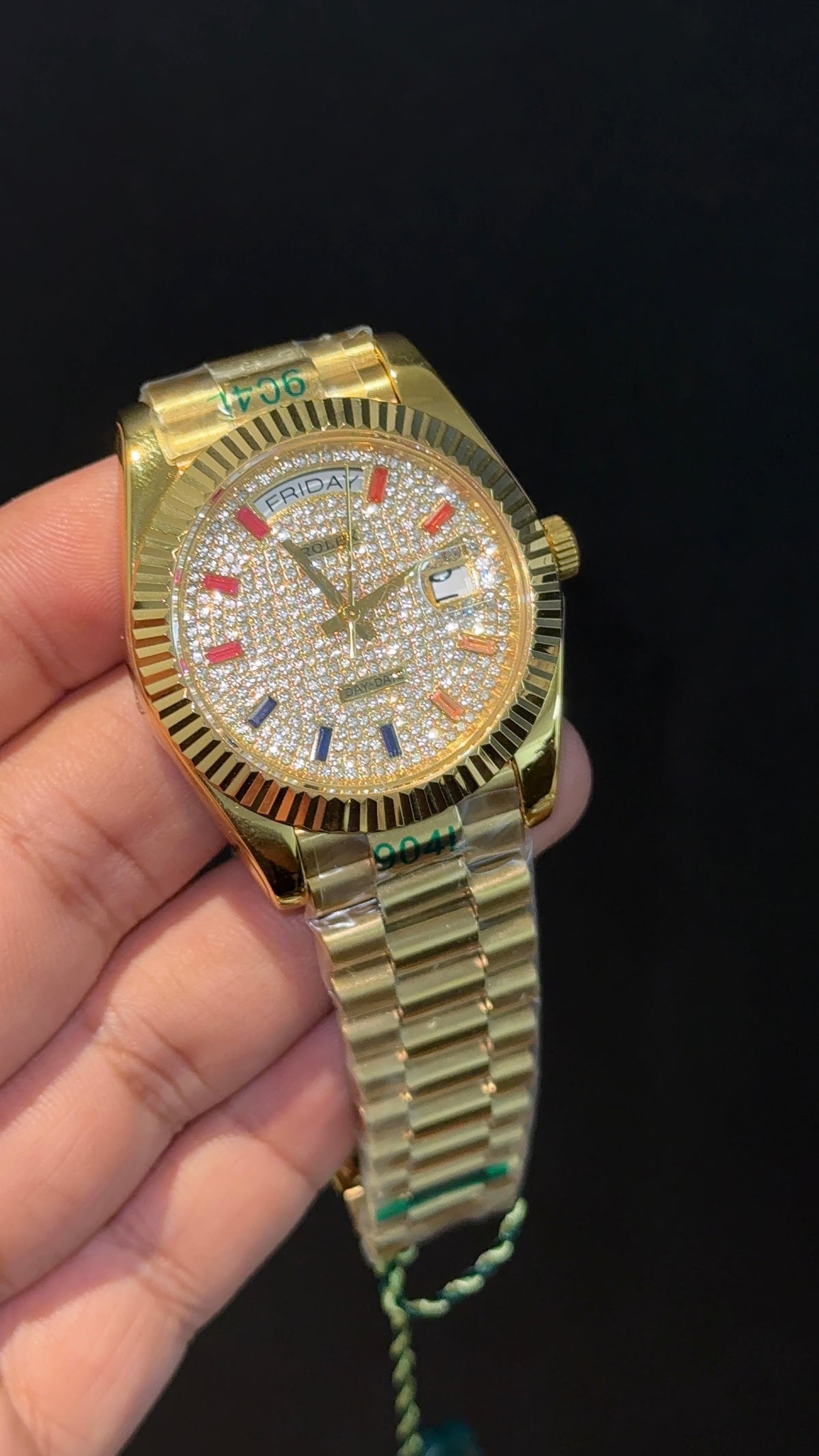 DayDate | Gold Chain | Rainbow Digit | White Diamond Dial
