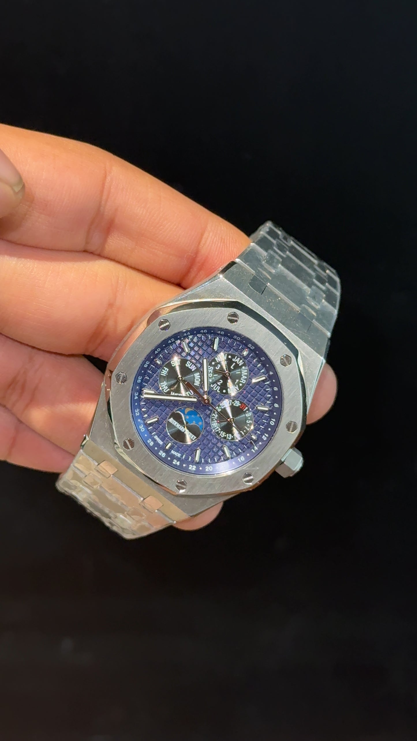 AP Auto | Silver Chain | Chrono | Calendar Edition | Blue Box Dial