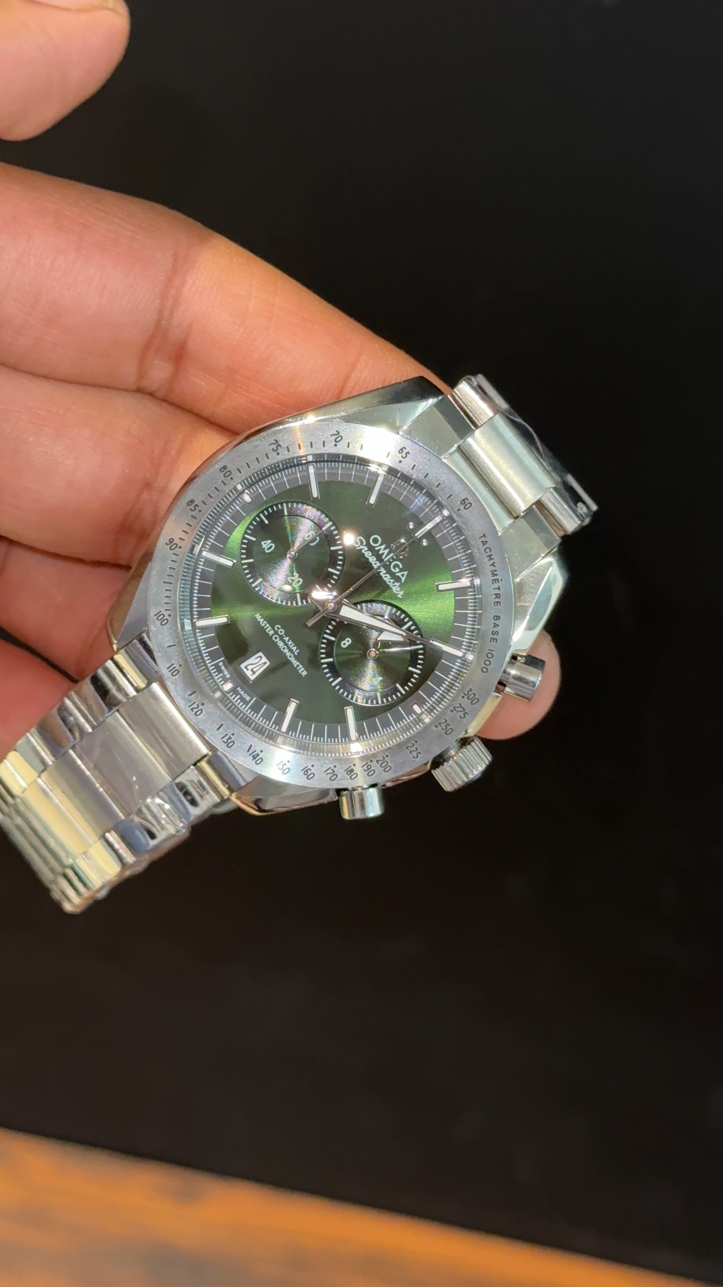 Omega Speedmaster | Silver Chain | Chrono | Greenish Dial - twentyfour