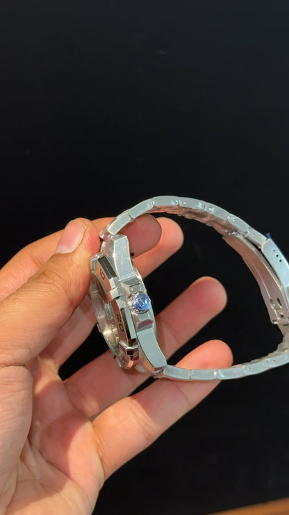 Tag Aquaracer | Calibre 5 | Silver Chain | Plain Bezel | Black Dial