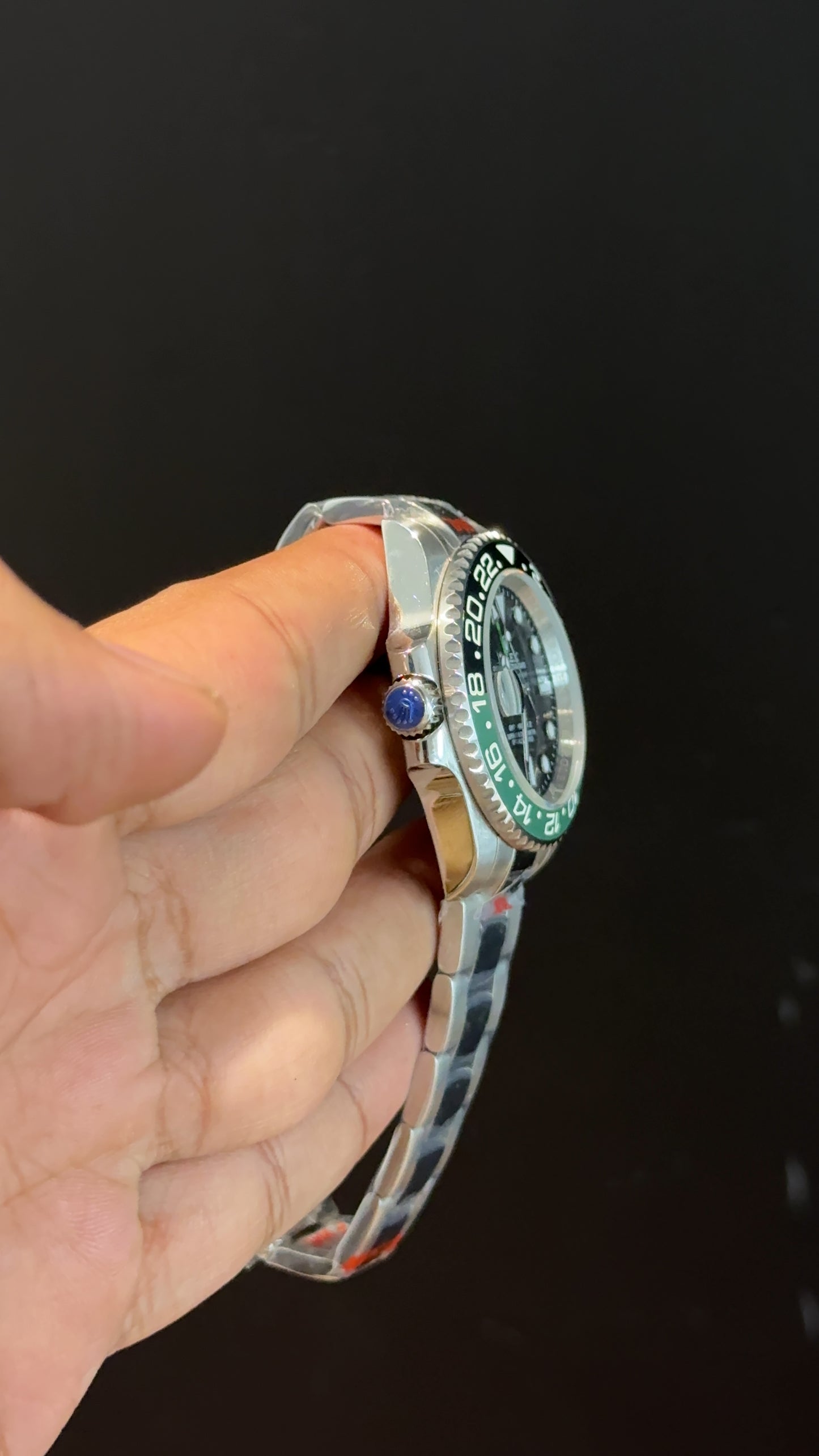 GMT Sprite | Silver Oyester Chain | Black Dial