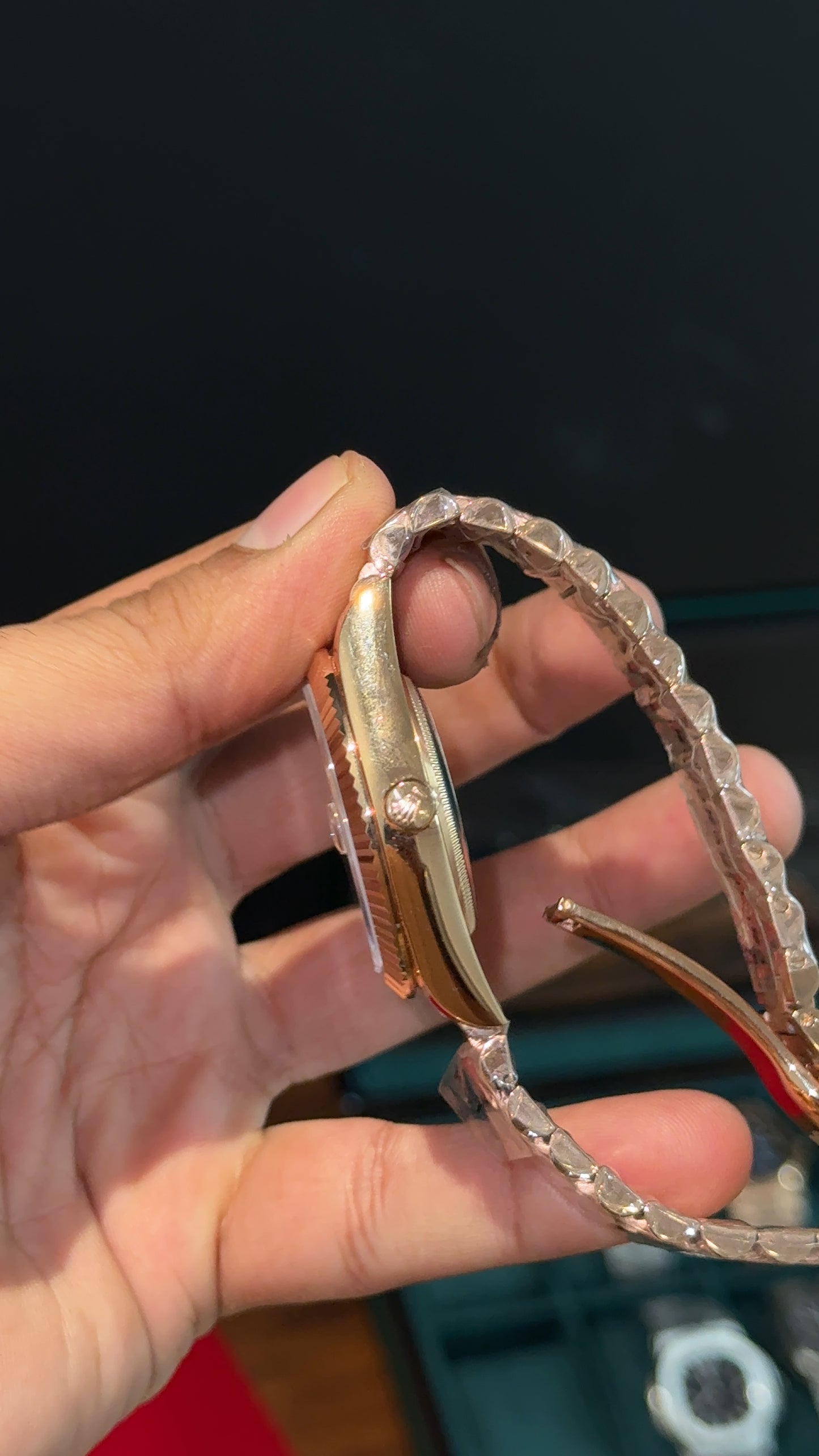 Premium DayDate | Rose Chain | Roman Digits | Brown Dial