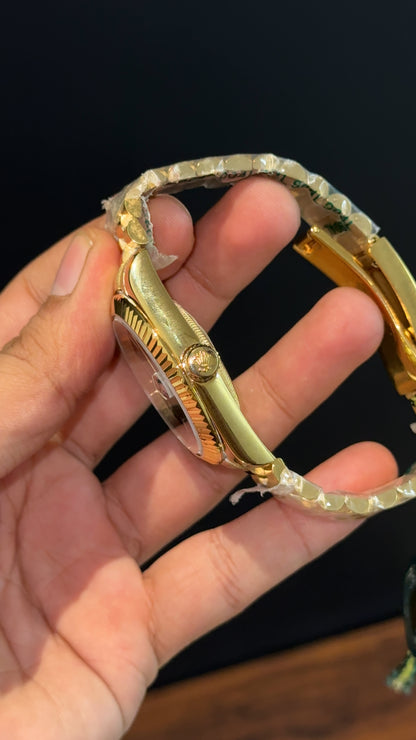 DayDate | Gold Chain |Pearl Digit | Black Dial