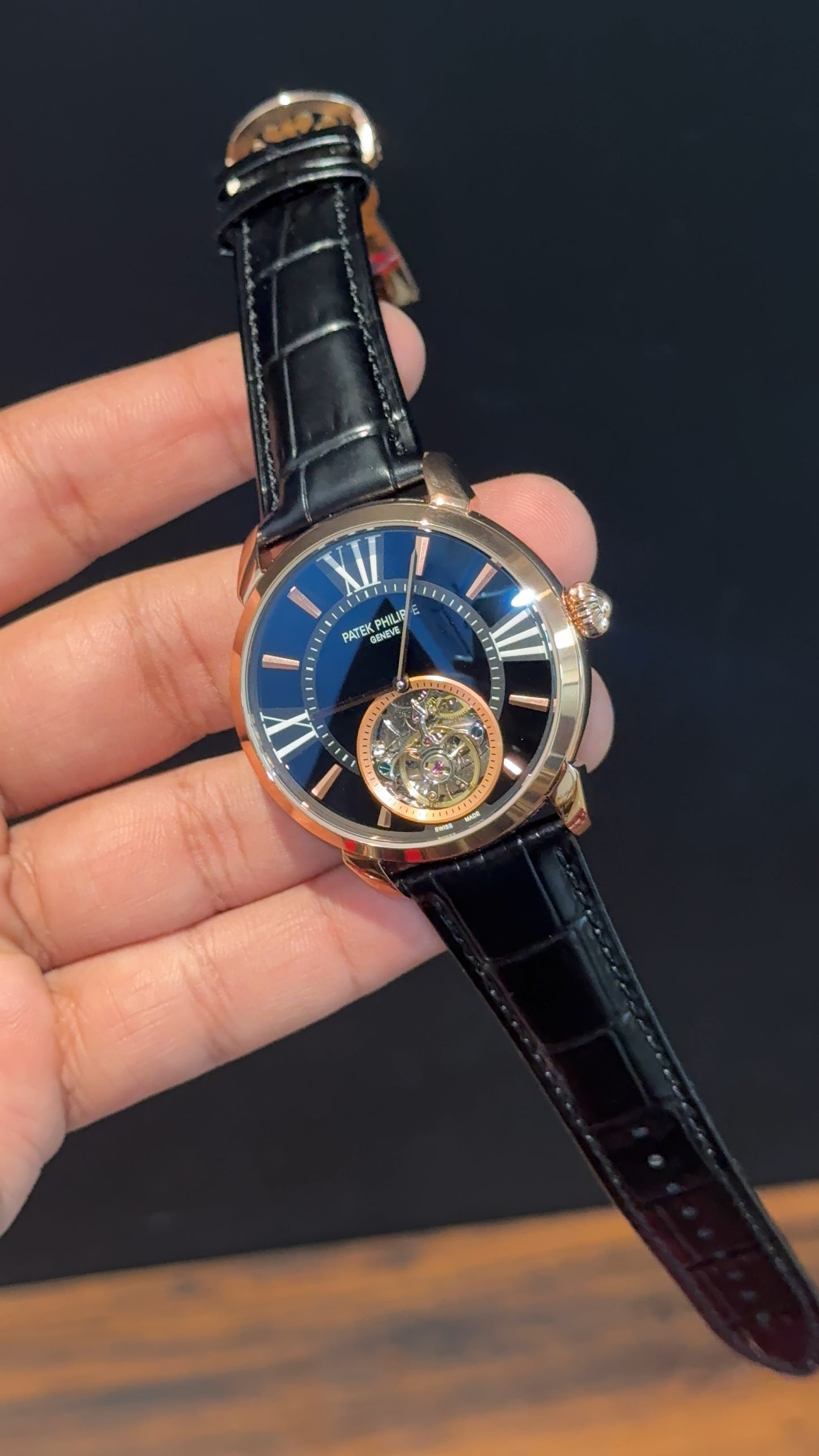 Pp Auto | Pendulum | Rose | Black Strap | Rose Black Dial