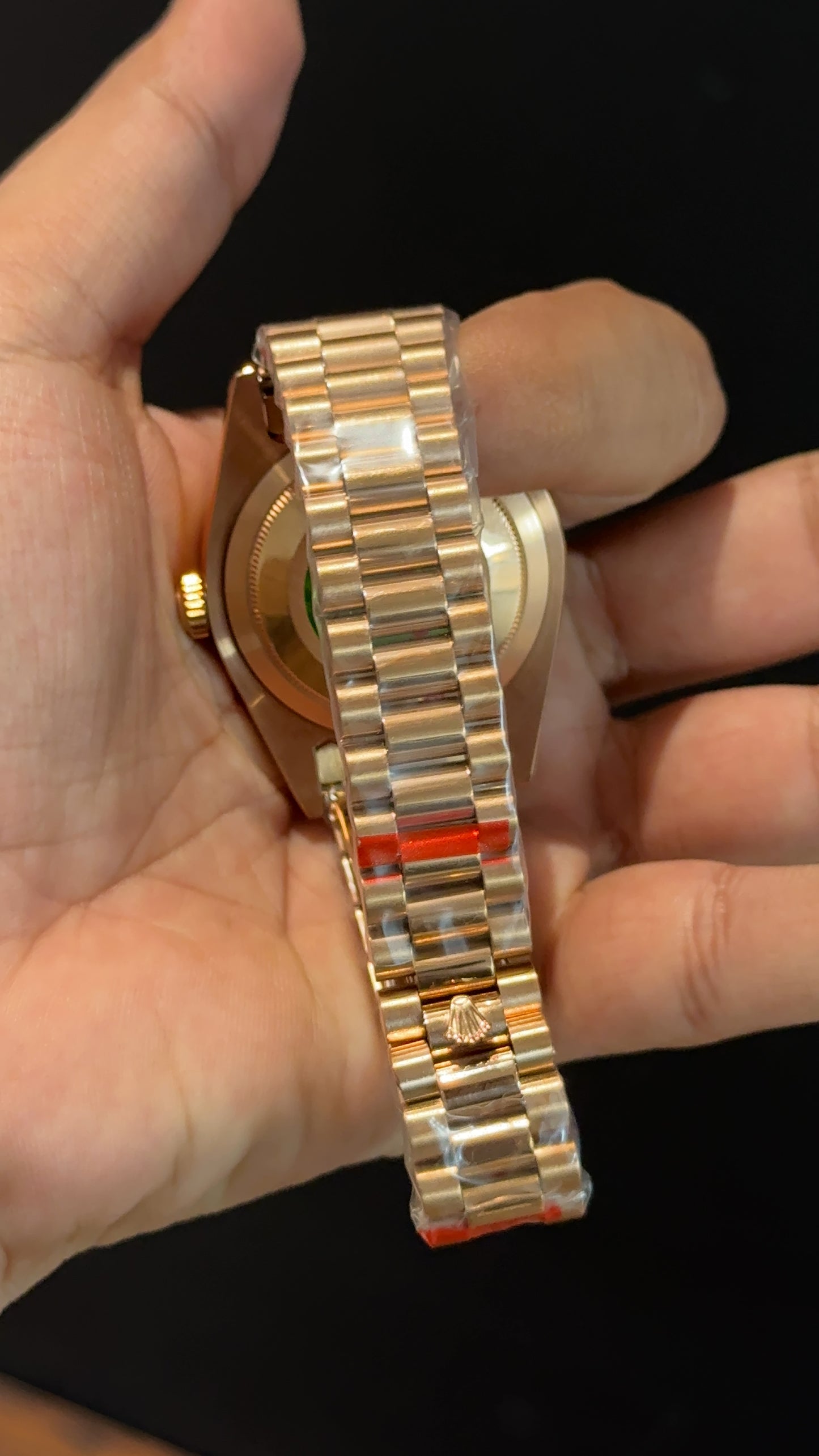 Daydate | Diamond Bezel | Rose Chain | Diamond Digit | Gradient Green Dial