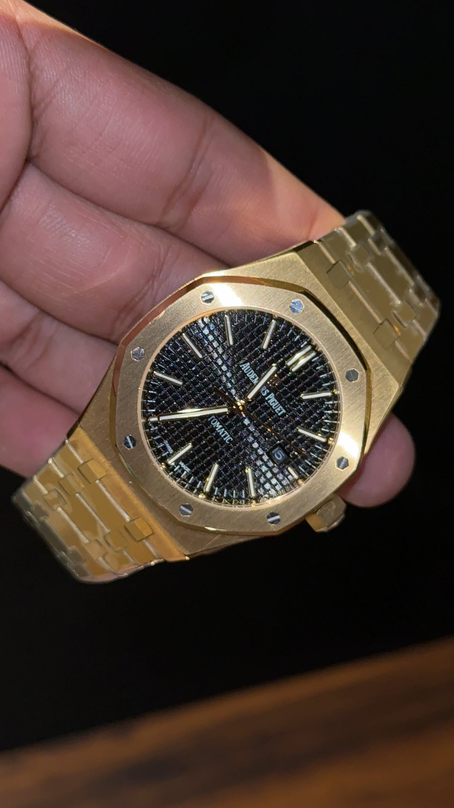AP Auto | Gold Chain  | Black Dial