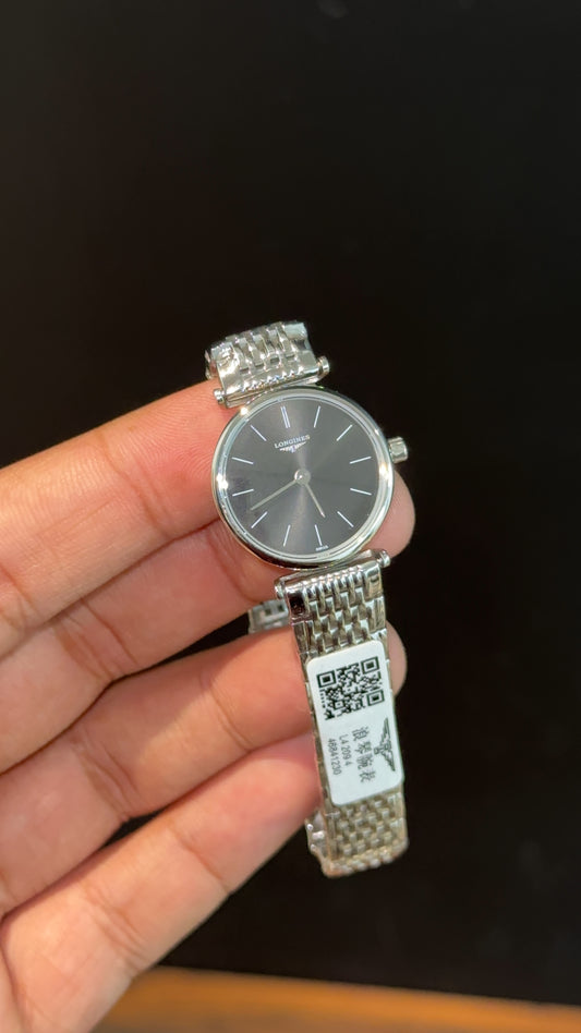 Longines | Woman | Silver Chain | Black Plain Dial - twentyfour