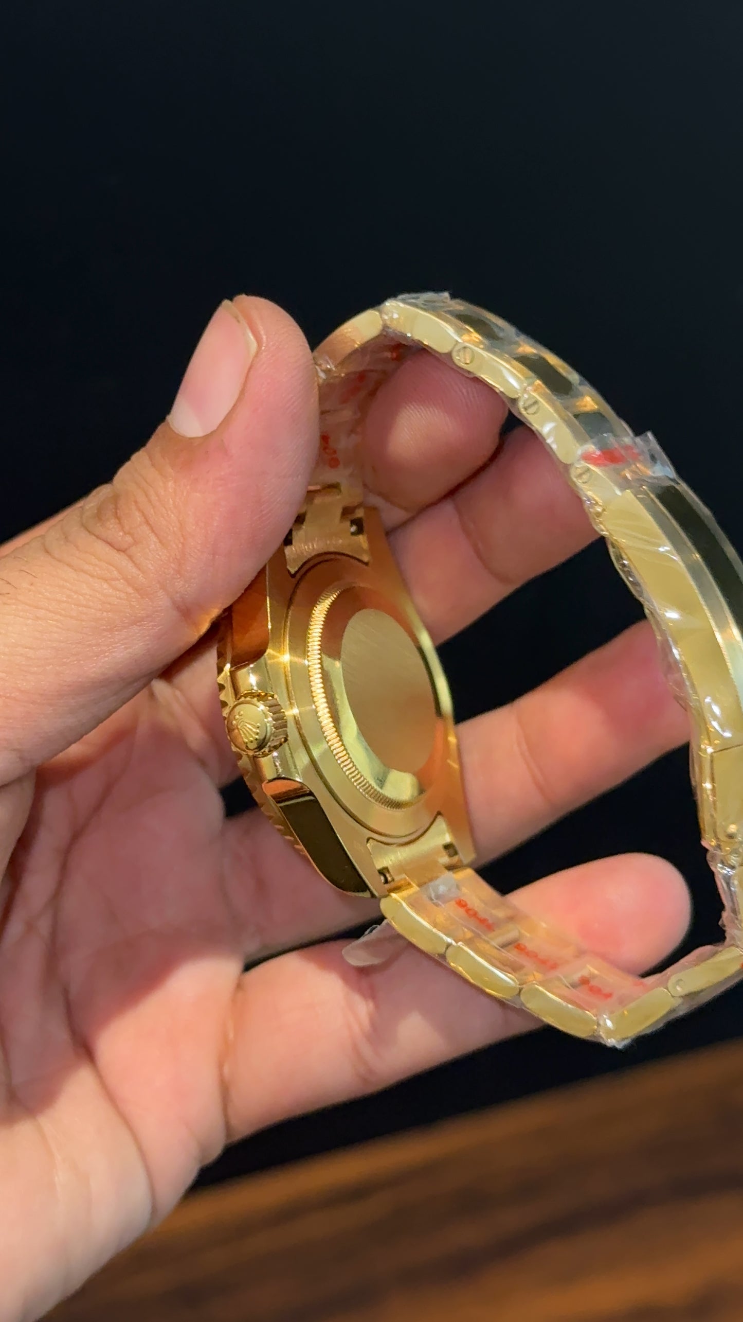 Submariner | Gold Chain | Black Bezel | Black Dial