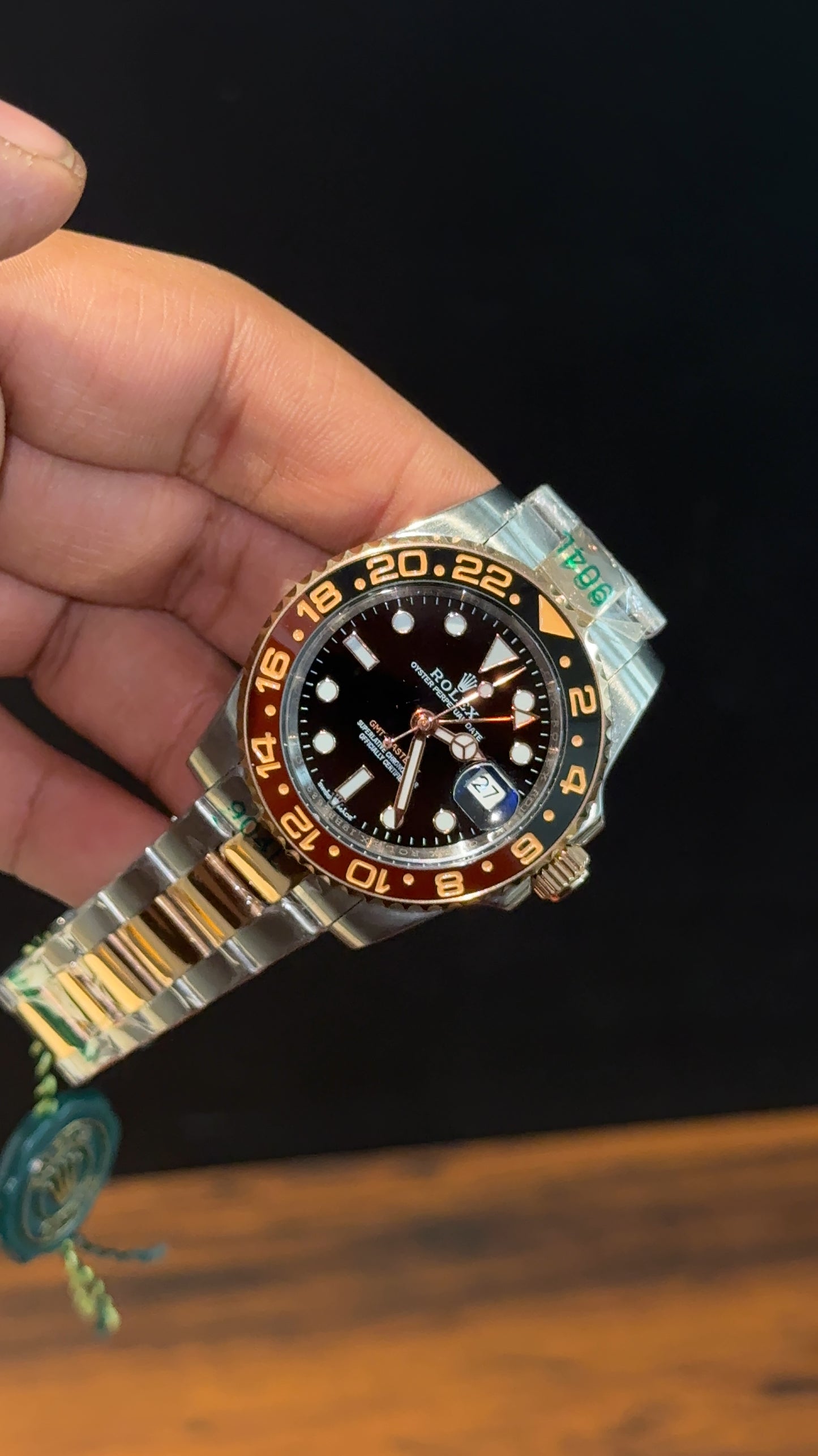 GMT RootBear | Rose Two Tone Oyster | Black Dial