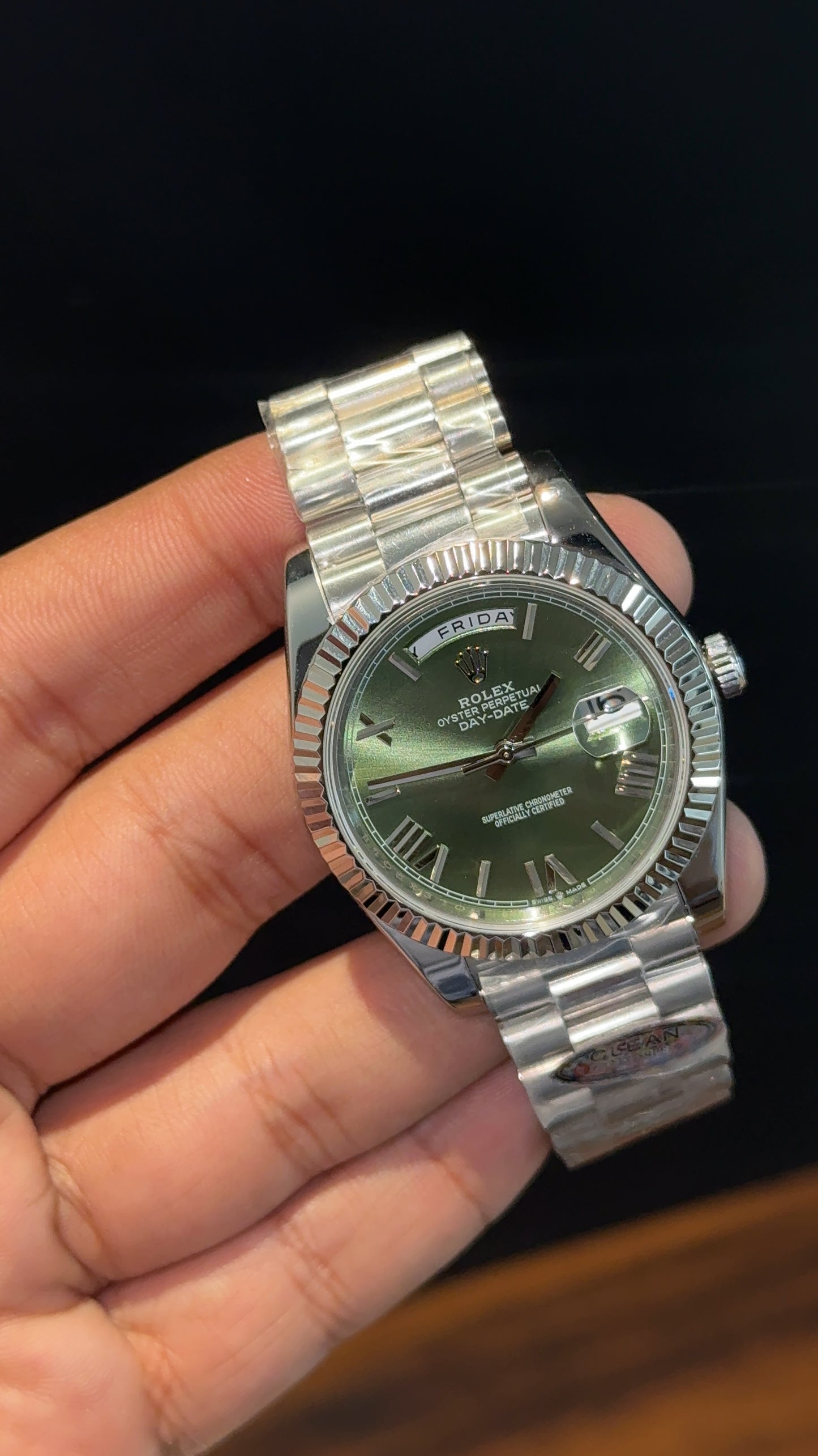 Premium DayDate | Silver Chain | Olive Green Dial