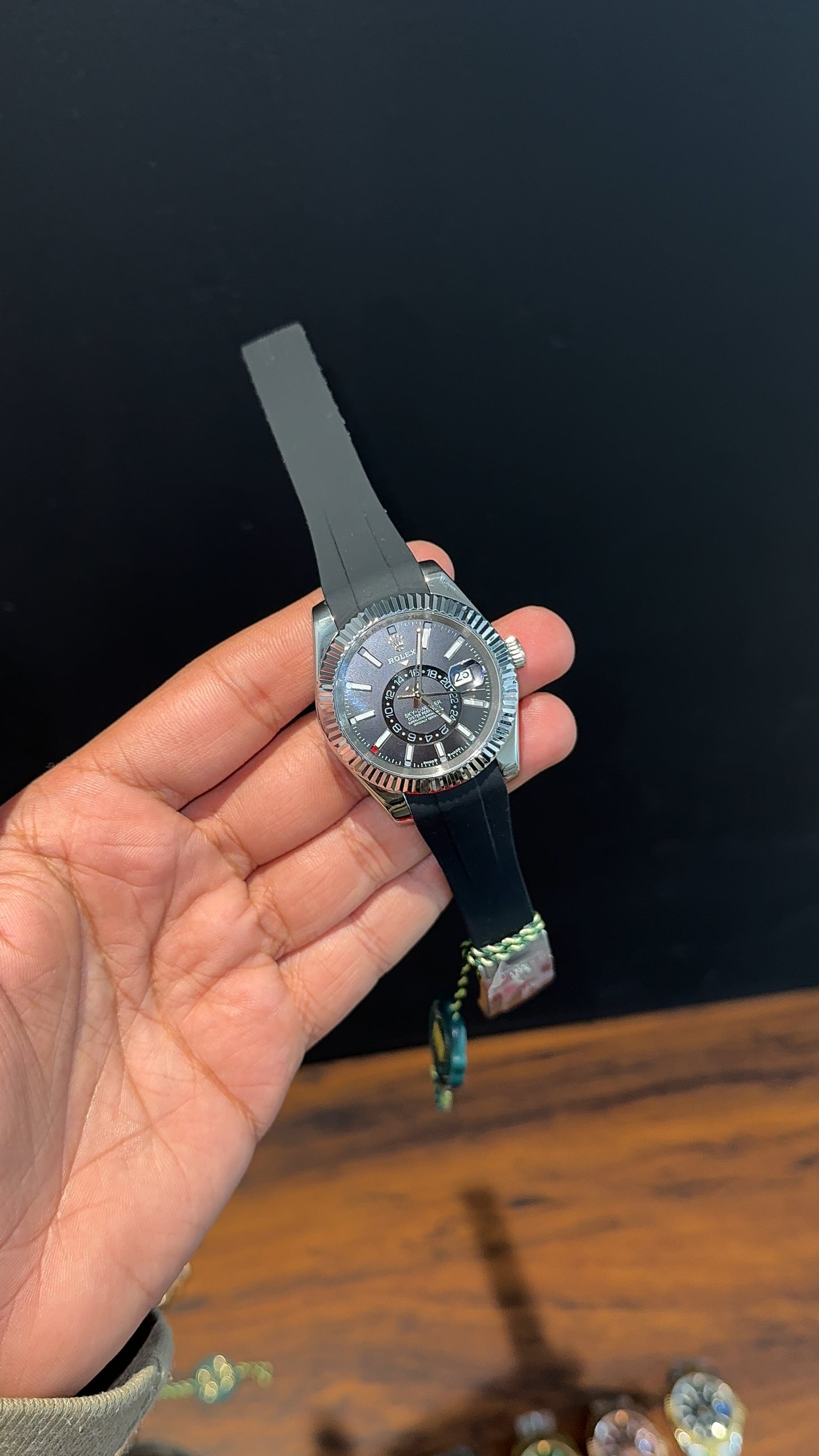 Sky Dweller | Silver | Pvc Strap | Black Dial