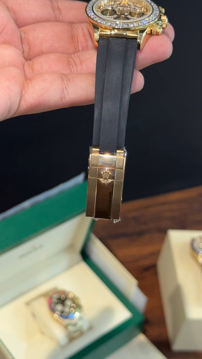 Daytona Gold | Diamond Case | Black Pvc Strap | Diamond Digit | Chrono | Gold Pearl Dial