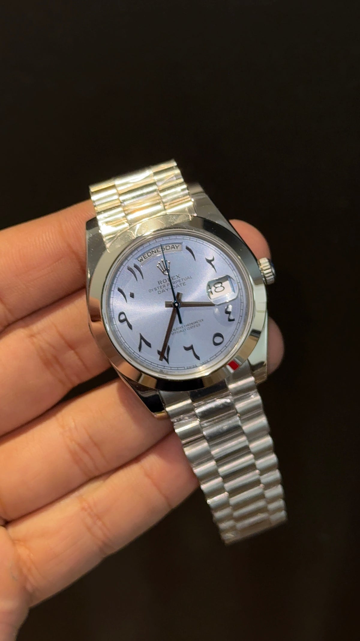 Premium Daydate | Plain Bezel  | Silver Chain | Sky Blue Arabic Dial