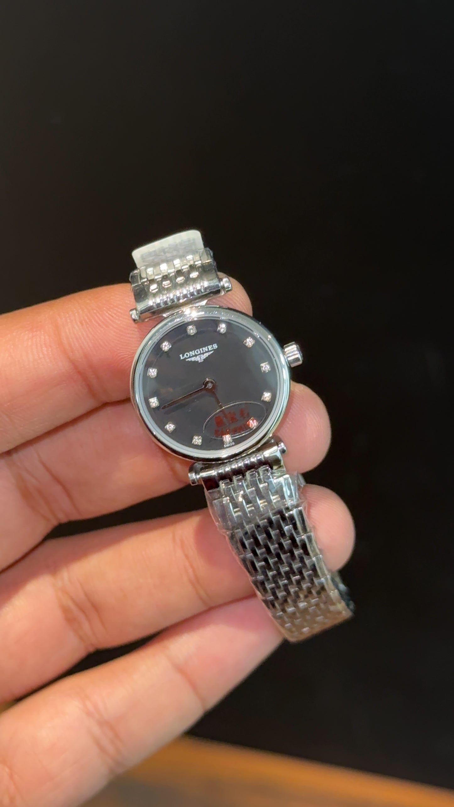 Longines | Woman | Silver Chain | Black Diamond Dial