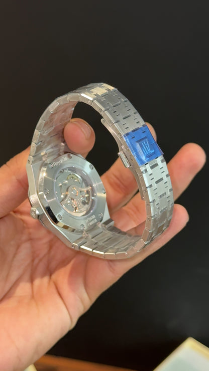 AP | Auto | Silver Chain | White Box Dial