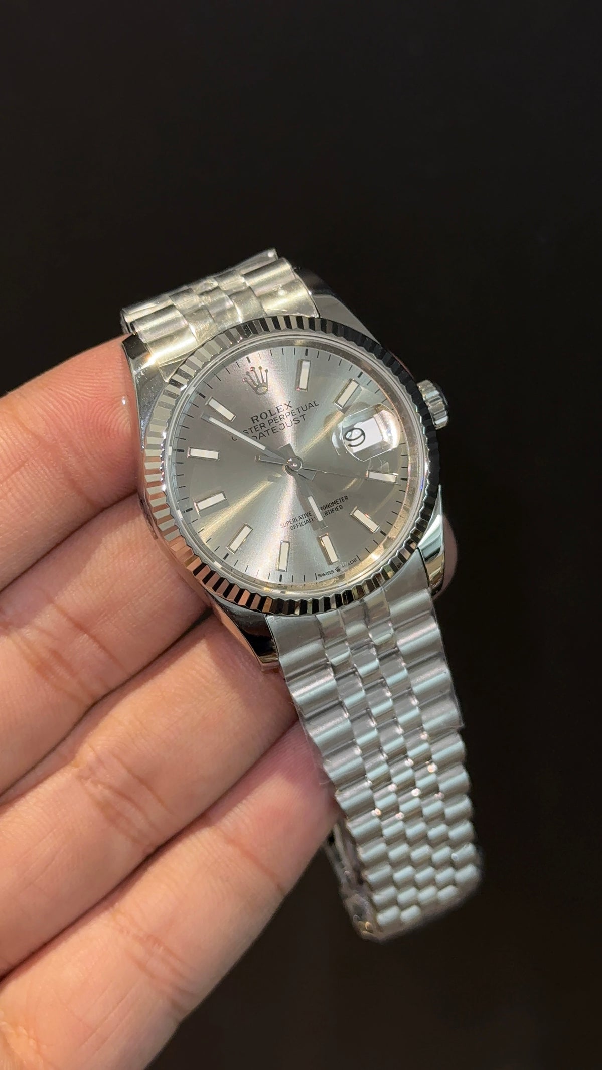 Premium DateJust | 36mm | Silver Chain | Light Grey Dial