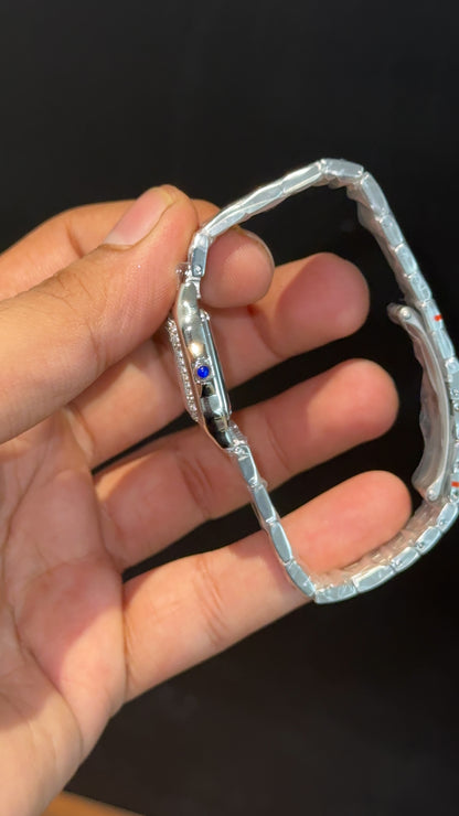 Cartier Panthere | 22mm | Woman  | Diamond Case | Silver Chain | White Dial