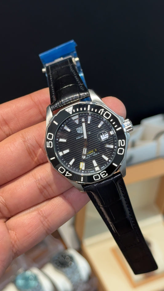 Tag Aquaracer | Calibre 05 | Back Leather Strap | Black Dial