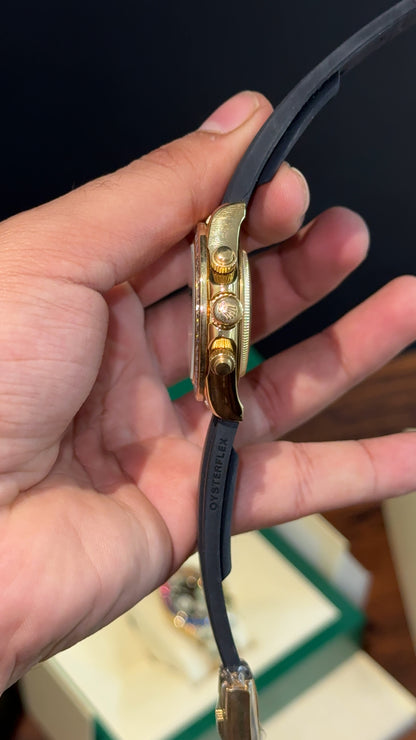 Daytona Gold | Diamond Case | Black Pvc Strap | Diamond Digit | Chrono | Gold Pearl Dial