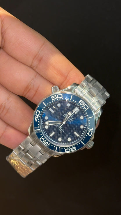Omega Seamaster | Silver Chain | Royal Blue Dial