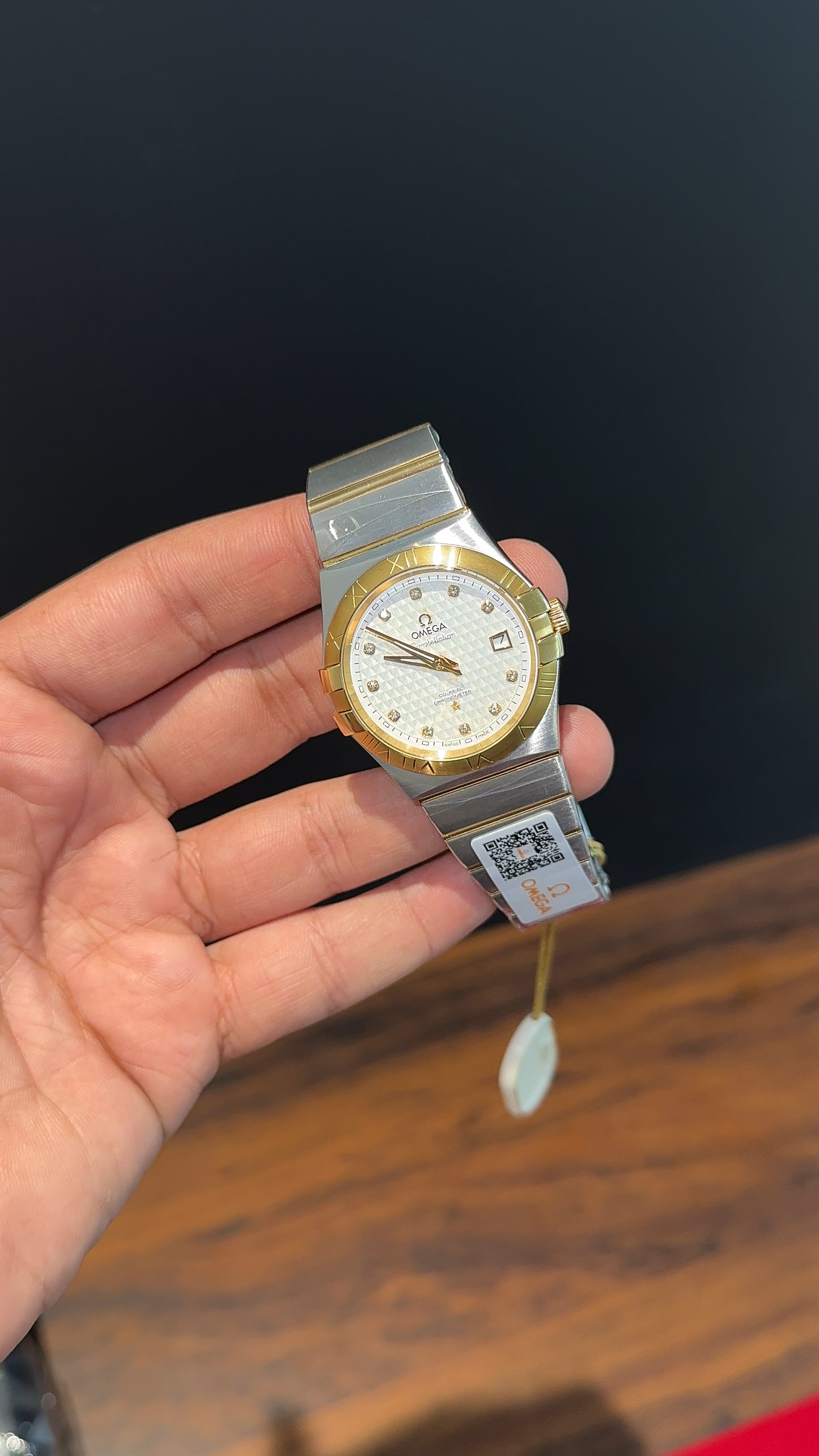 Omega Constellation | Gold Two Tone | Gold Diamond Digit | White Textured Dial