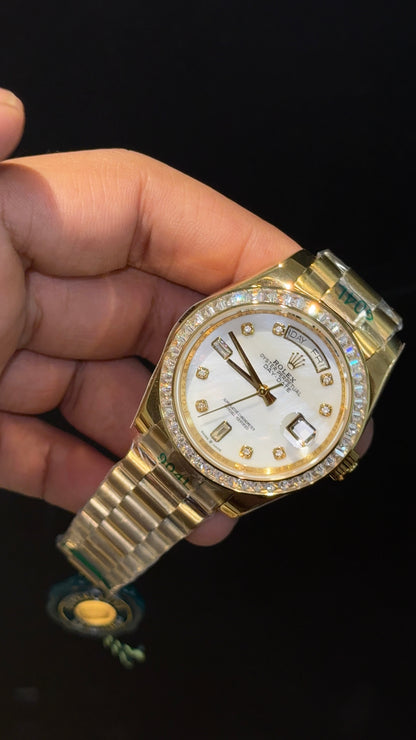 DayDate | Diamond Bezel | Gold Chain | White Diamond Dial