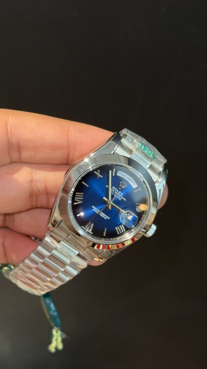 DayDate | Silver Chain | Plain Bezel | Gradient Blue Dial