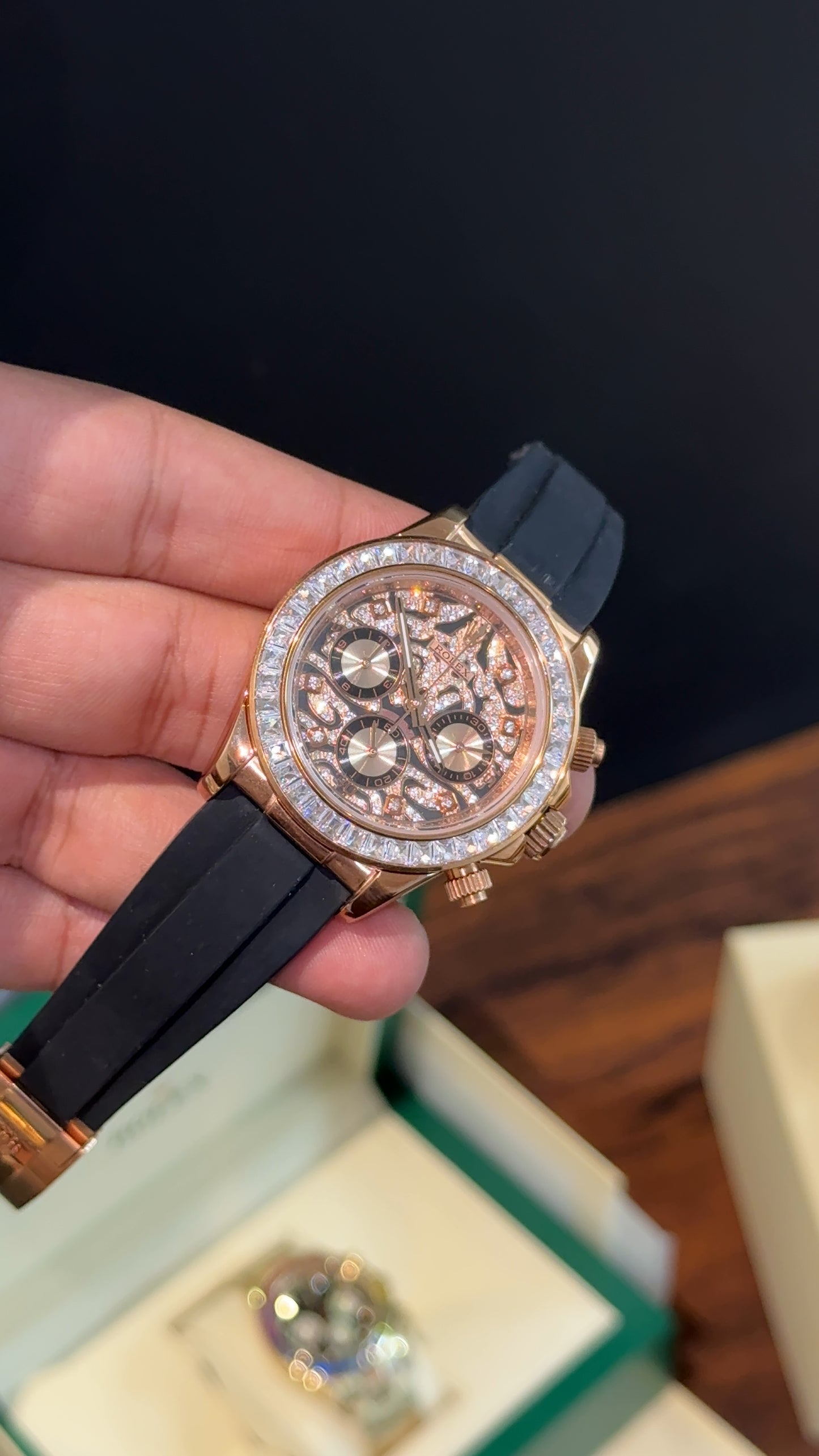 Daytona Rose | Diamond Case | Black Pvc Strap | Diamond Digit | Chrono | Rose Pearl Dial