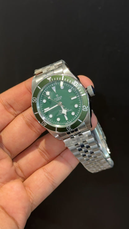 Tudor | Black Bay | The Harrords | Silver Chain | Green Dial