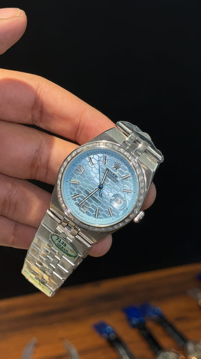 Land Dweller | Silver Chain | Diamond Bezel | Sky Blue Textured Dial