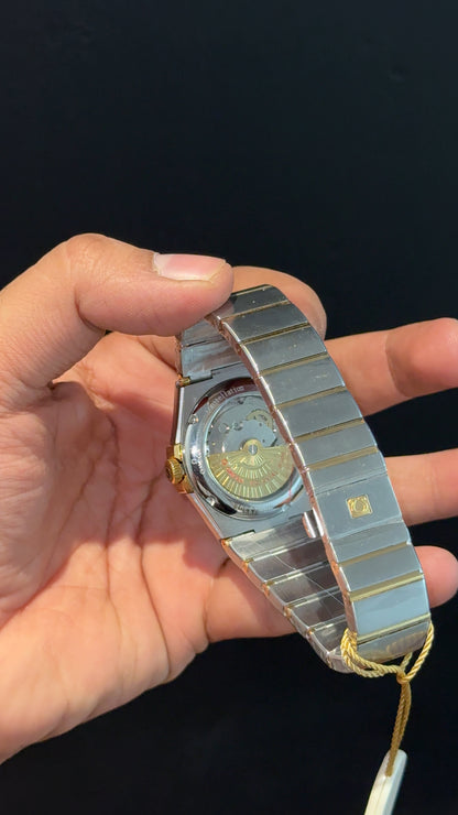 Omega Constellation | Gold Two Tone | Gold Diamond Digit | White Textured Dial