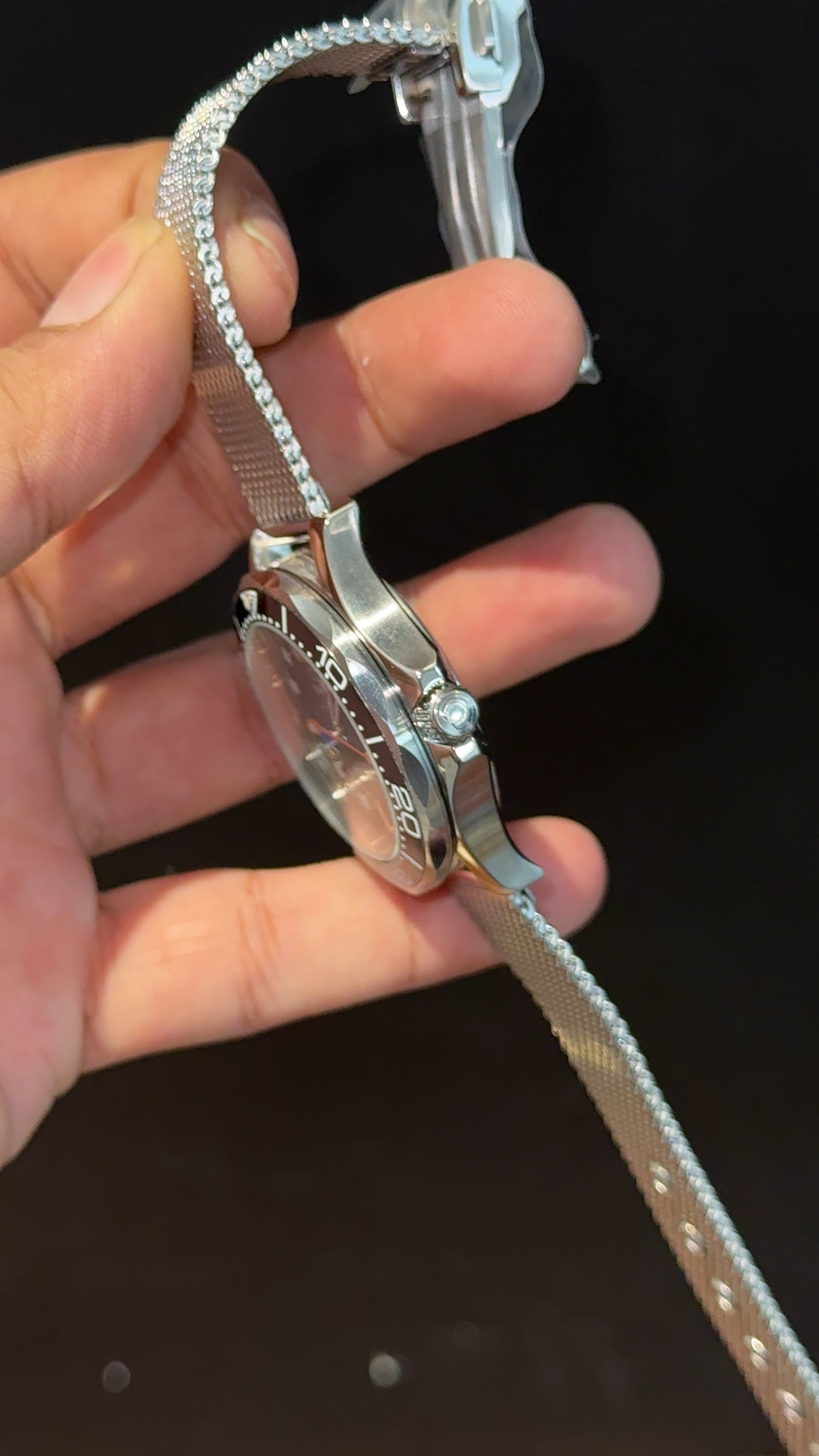 Omega Seamaster Diver | Silver Milanese Chain | Black Dial