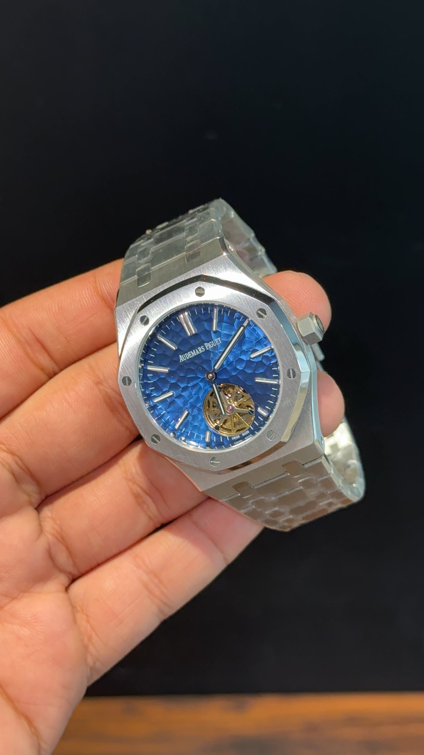 AP Auto | Silver Chain | Pendulum | Sunburst Pattern | Blue Dial