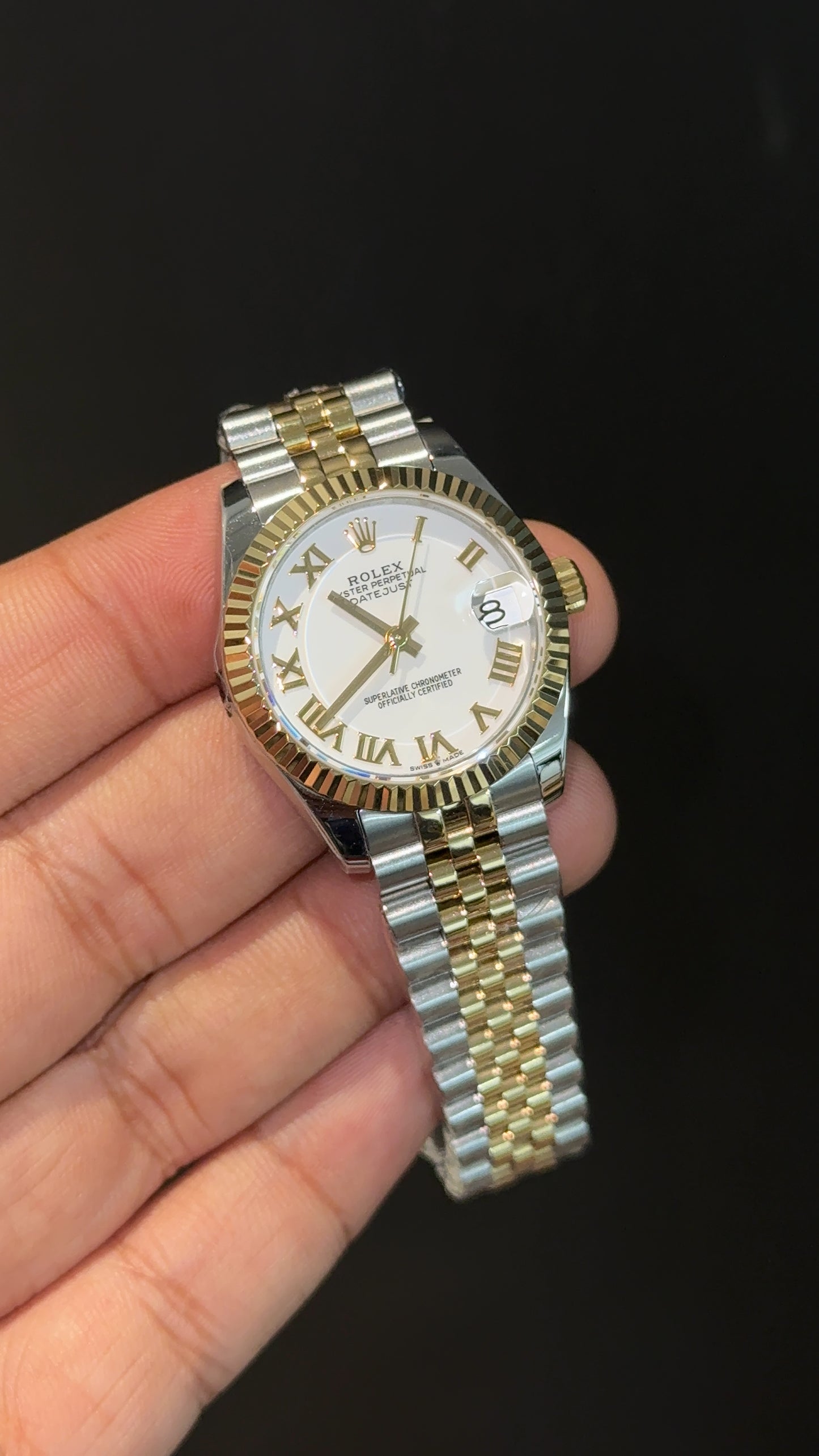 Premium Datejust | 28mm | Gold Two Tone | White Roman Dial