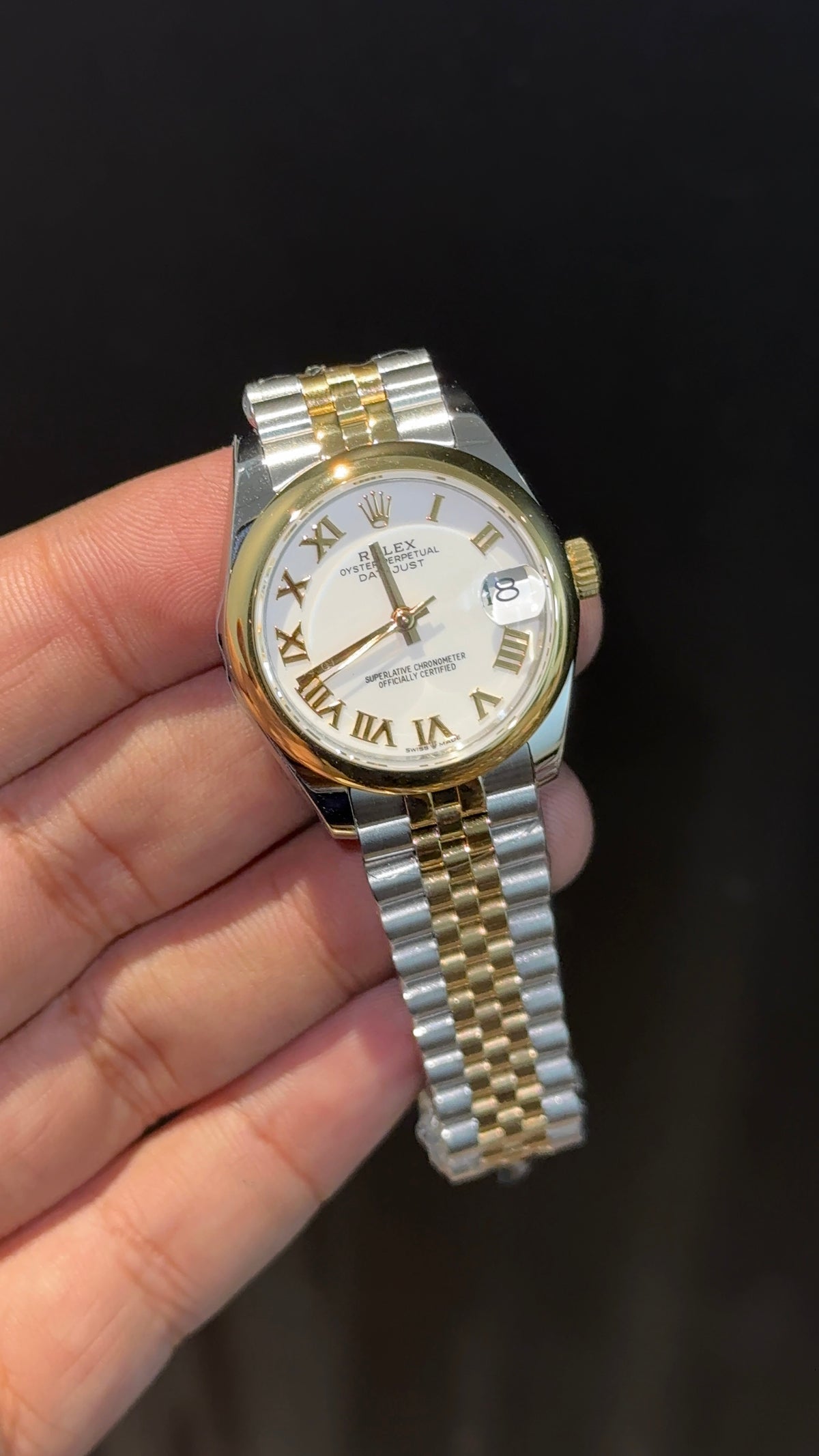 Premium DateJust | Plain Bezel | 30mm | Women | Gold Two Tone | White Index Dial