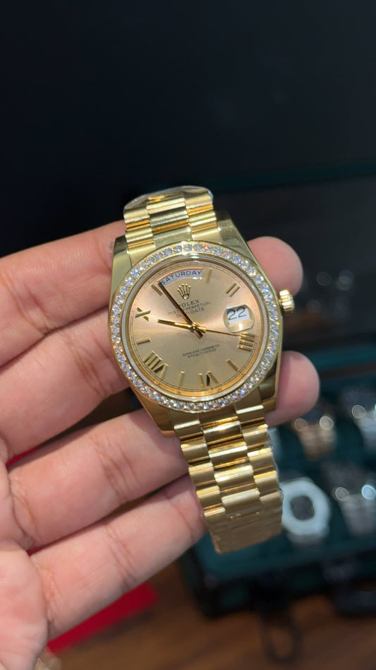 Daydate | Clean Grade | Gold Chain | Diamond Bezel | Gold Dial