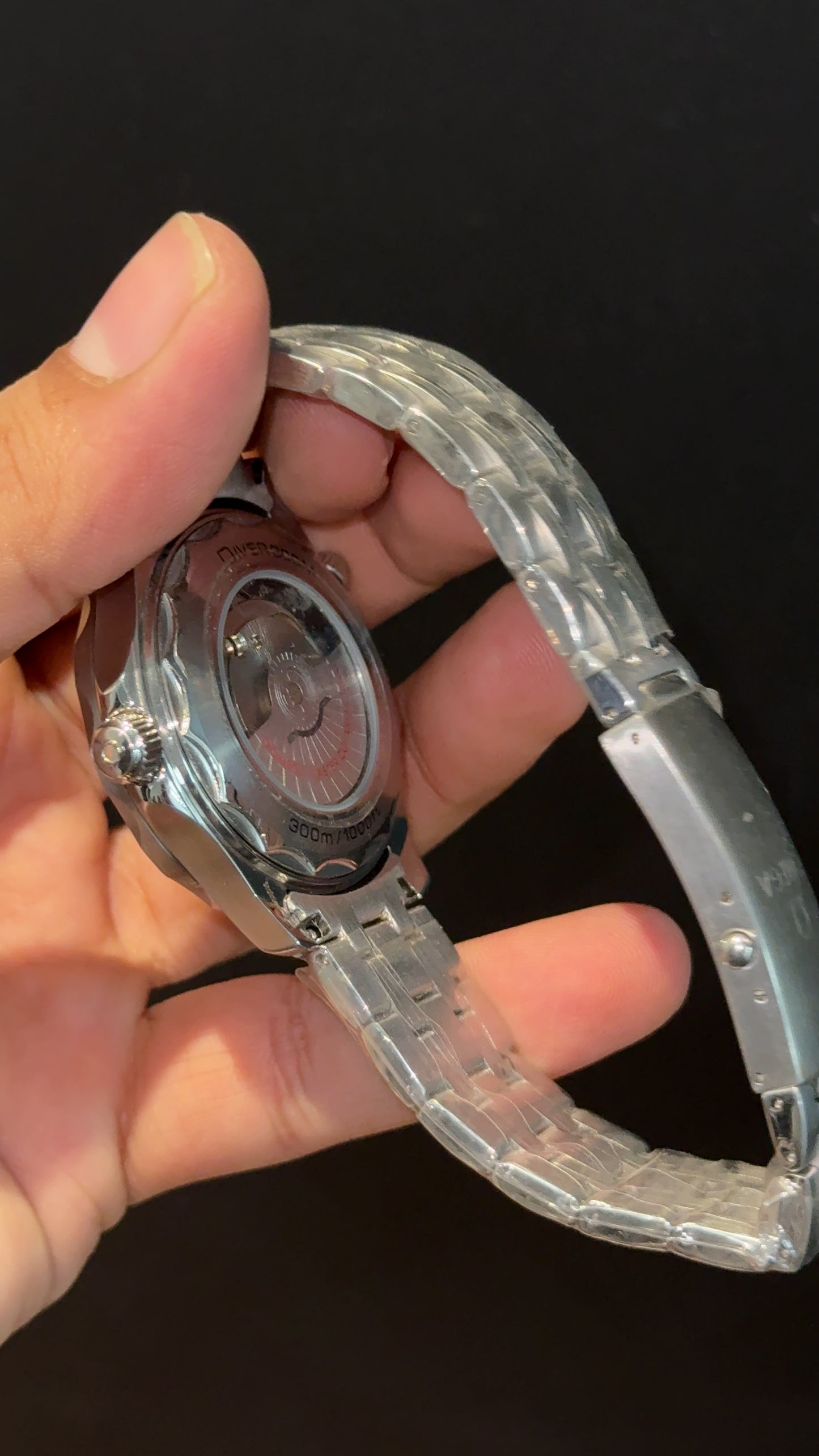 Omega Seamaster | Silver Chain | Black Bezel | White Royal Dial