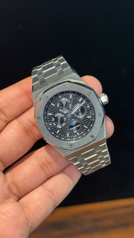 AP Auto | Silver Chain | Chrono | Calendar Edition | Black Box Dial