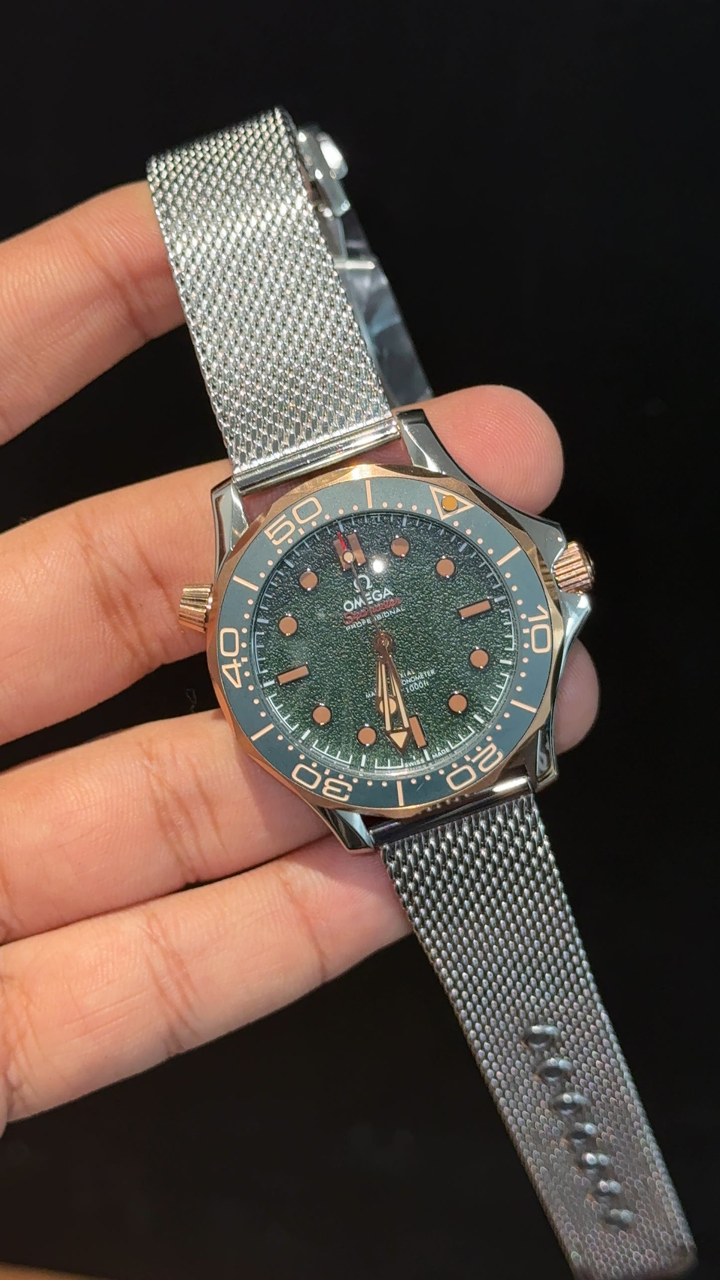 Omega Seamaster Diver | Silver Milanese Chain | Rose Green Dial