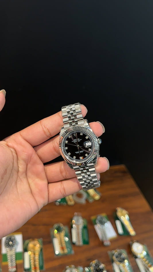 Premium Datejust | 40mm | Silver Chain | Black Diamond Dial