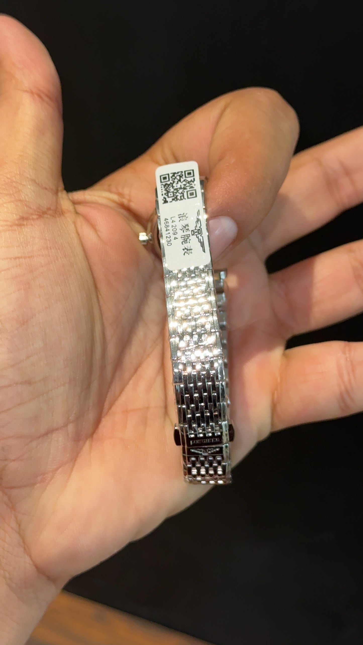 Longines | Woman | Silver Chain | Black Diamond Dial