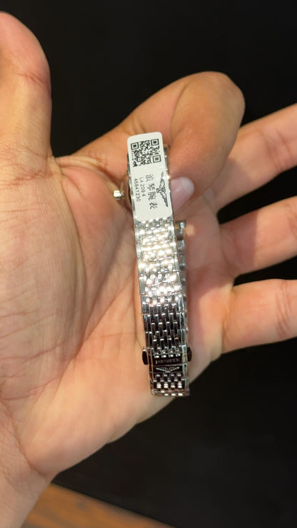 Longines | Woman | Silver Chain | Black Diamond Dial